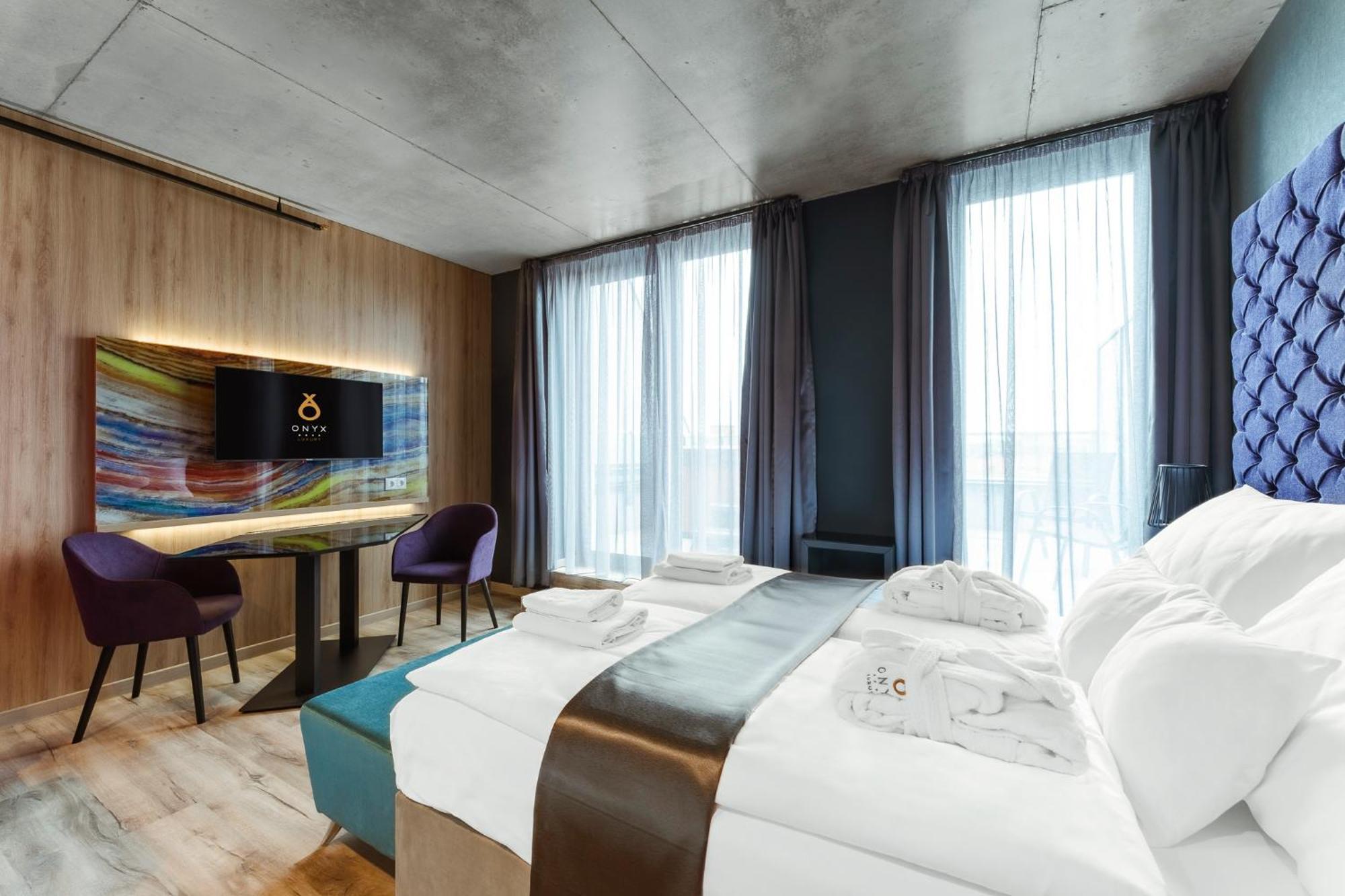 Onyx Luxury Budapest Exteriör bild