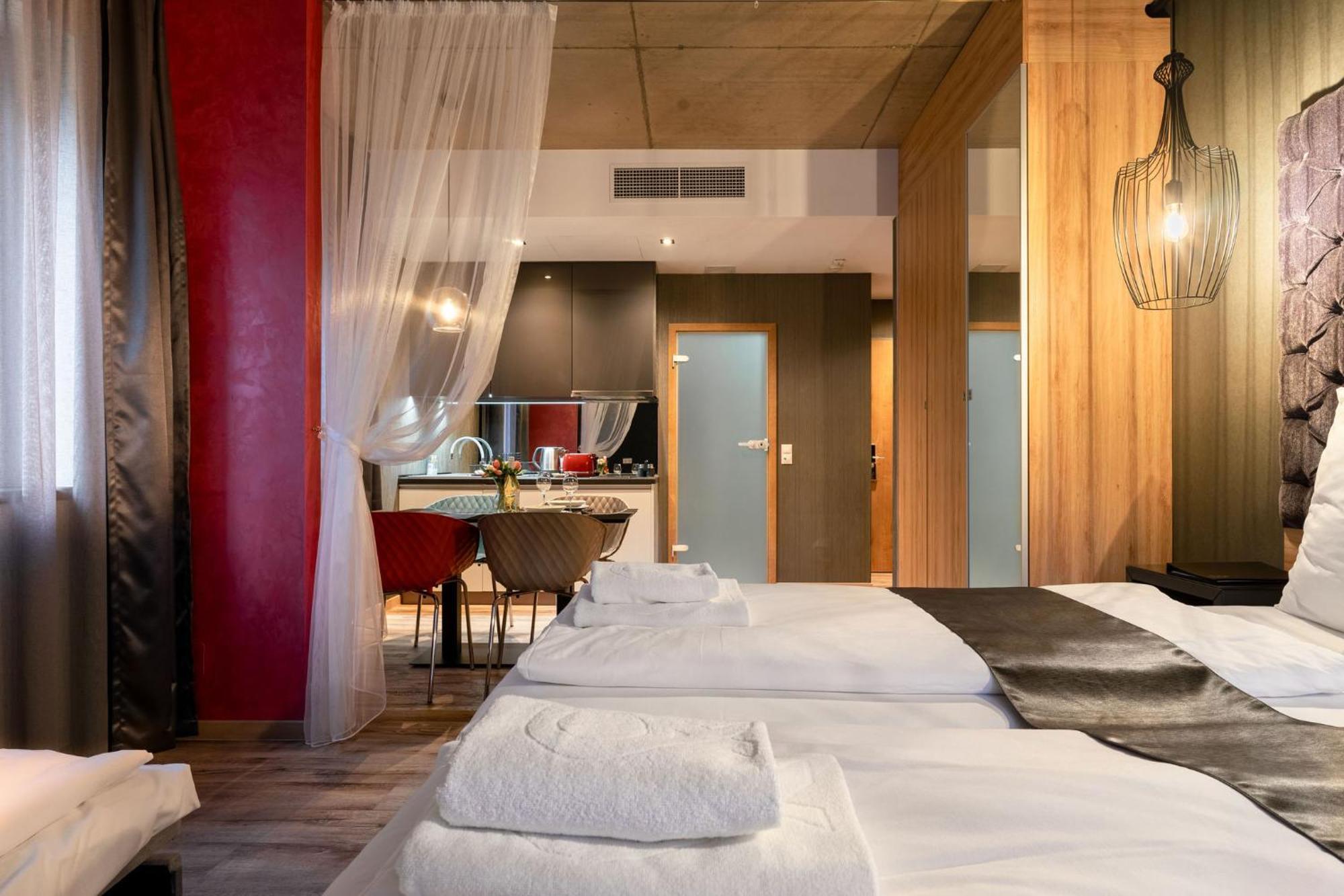 Onyx Luxury Budapest Exteriör bild